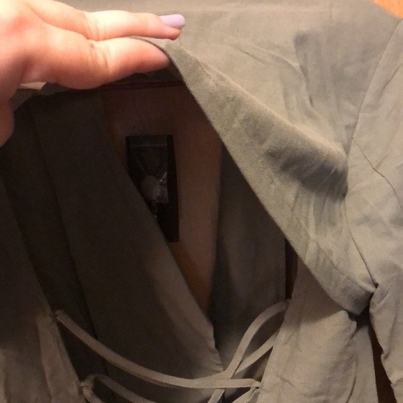 Fashion nova size large out of the office lace up linen blazer olive green - Picture 6 of 8